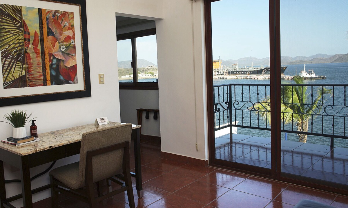 Topolobampo Hotel | Hotel Boutique Casa Aduana