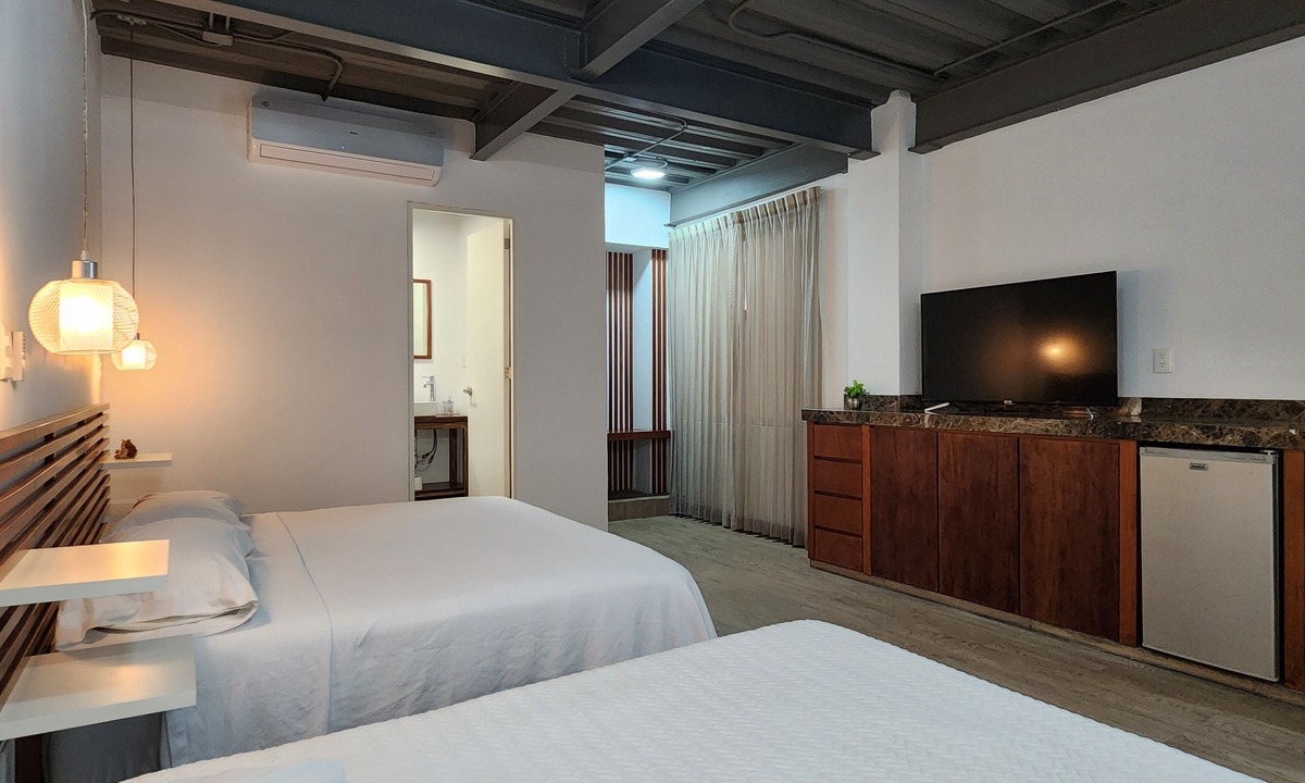 Downtown Cancun Hotel | Torre Yaxche Urban Center