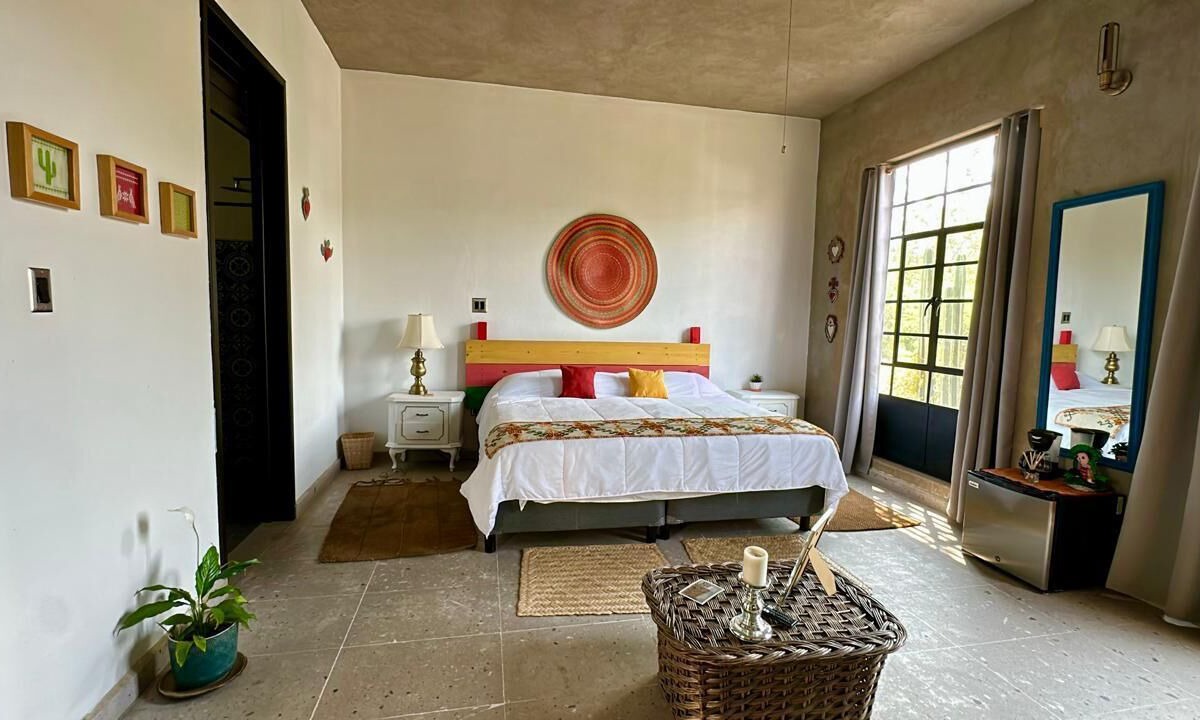 Mixquiahuala House | Casa Flora