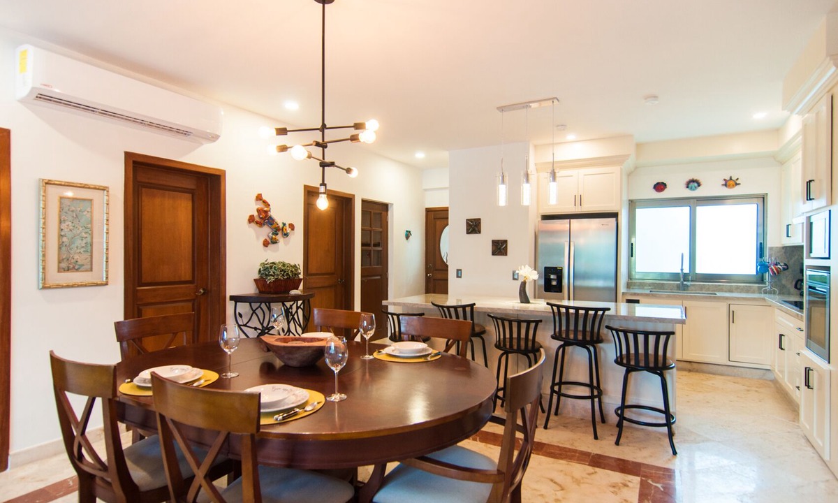 Playacar Condo | Luxury 3 Bdrm Condo in Playacar. Tennis & Golf Close By, Shops Walking Distance!