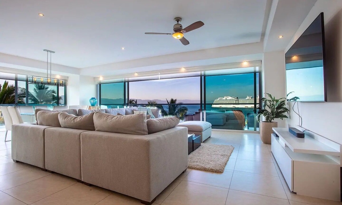 North Hotel Zone Condo | Ocean Front Luxurious 4 BR Condo at Peninsula