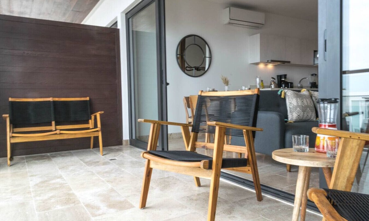 Gonzalo Guerrero Apartment | Ipana 403 1 block f/5th. ave. by Blueplaya