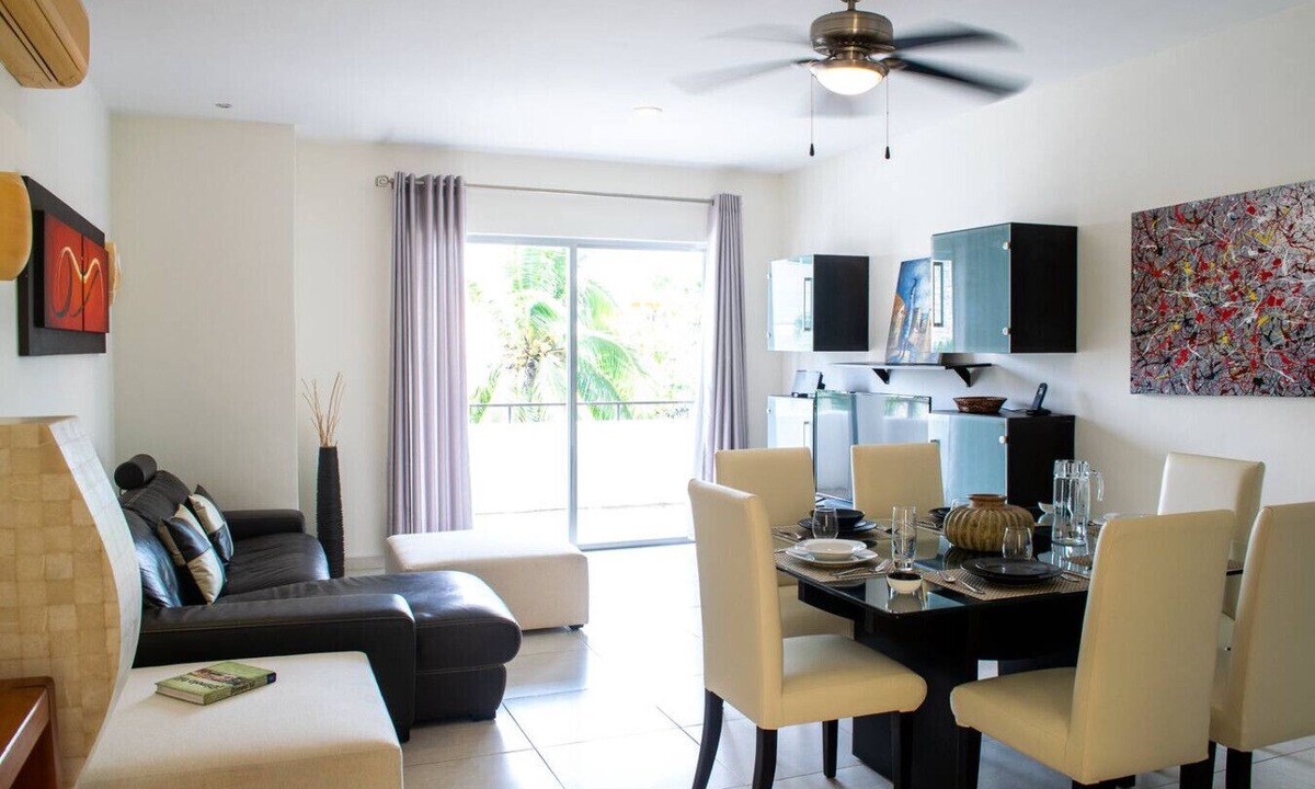 Gonzalo Guerrero Apartment | Aqua Terra 204 by Blueplaya 3 blocks f/5th Av.