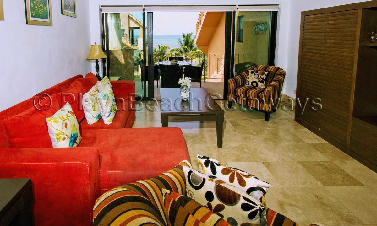 Centro Condo | Sale! Fab Penthouse w/Stunning Ocean Views + Beach Service | Steps to 5th Ave | Maid