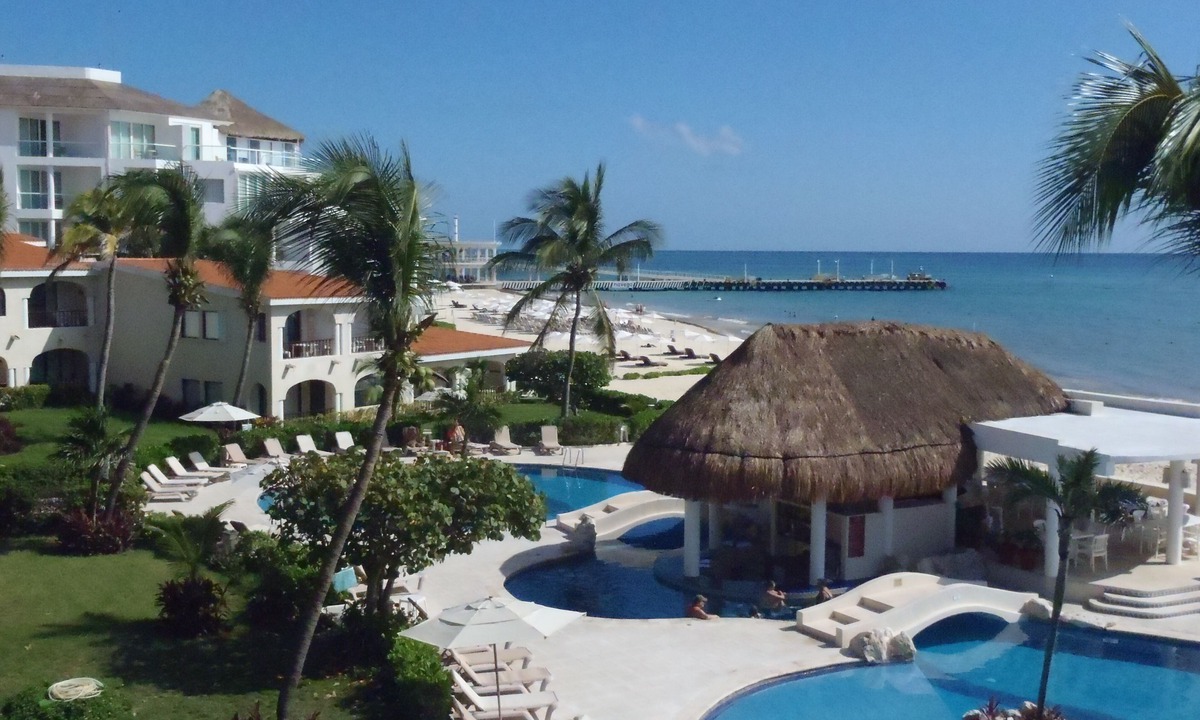 Playacar Fase I Condo | Ocean-Front, 3 Bedroom Penthouse, Family Friendly, Playa, Xaman Ha #7201.