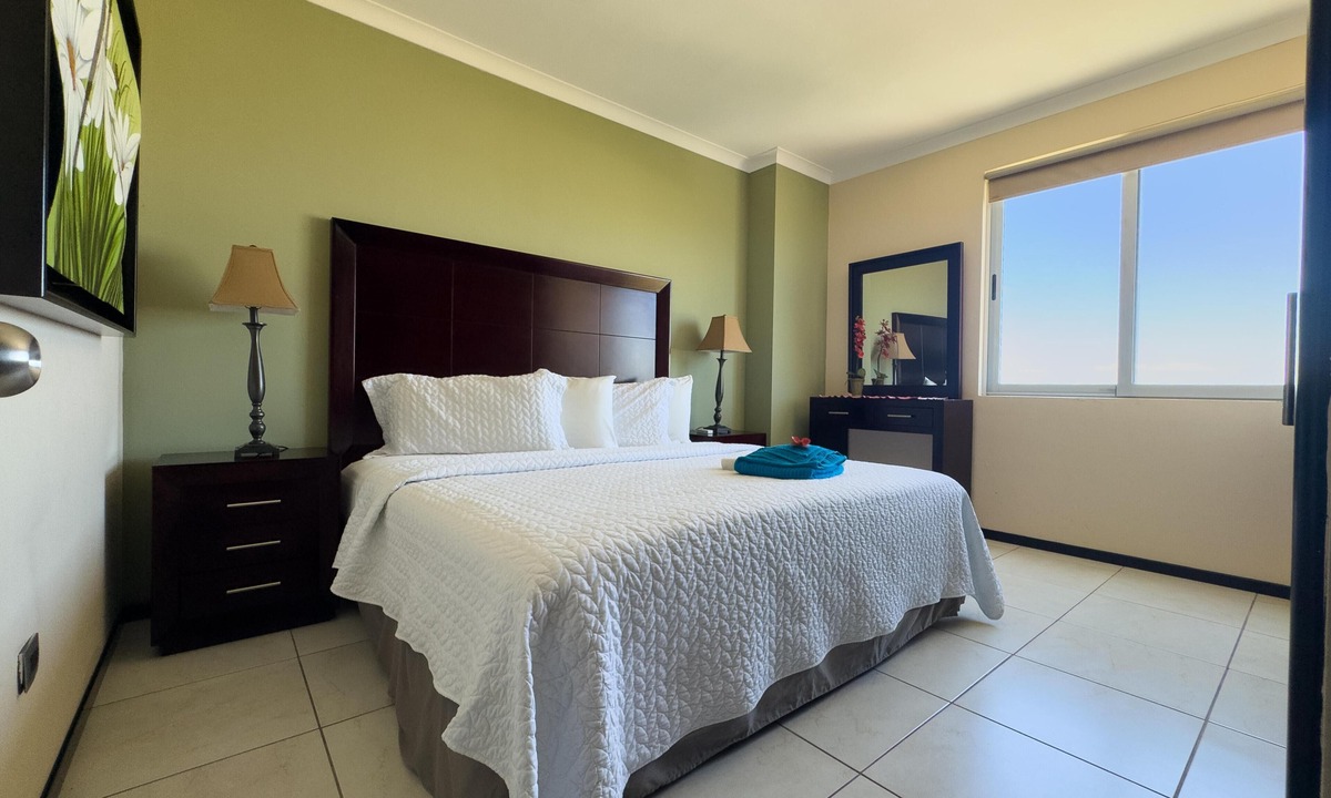 Mazatlan Condo | The Best Location on the Malecon- Horizon 1601