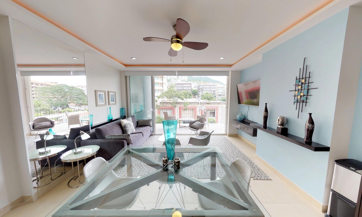 Emiliano Zapata Condo | Beautiful condo one block to the beach! 1BD Condo for rent in Old Town, Puerto v
