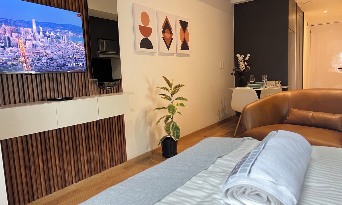 Roma Norte Apartment | Beautiful Loft in Roma Norte with Pool Gym Terrace