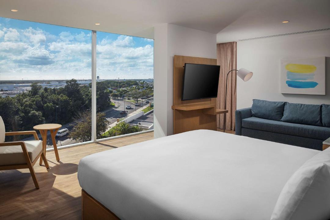 Cancun Hotel | Hilton Garden Inn Cancun Airport