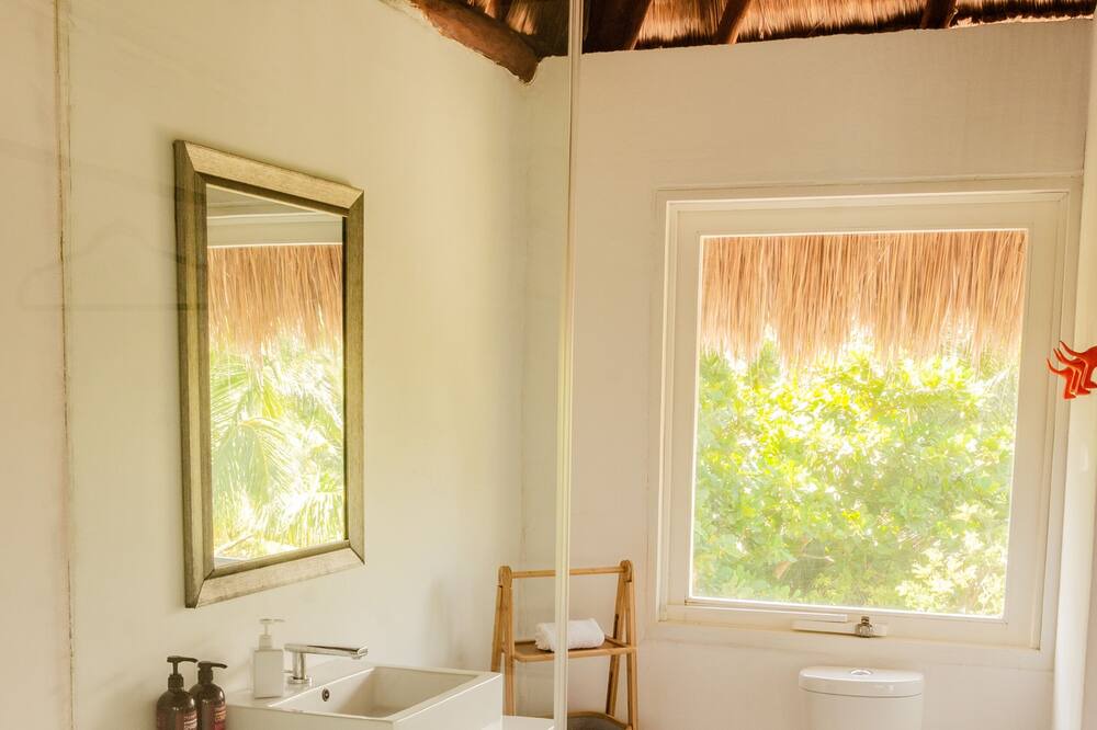 Photo of Bathroom in Zona Hotelera