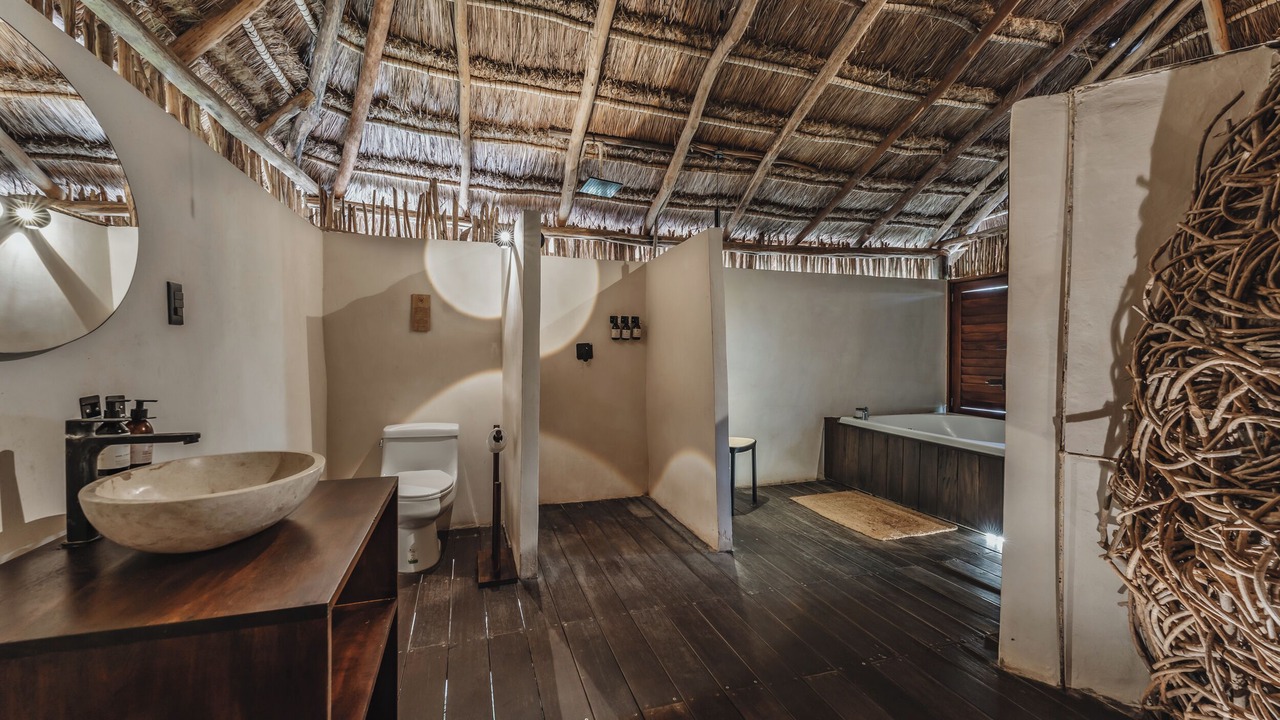Photo of Bathroom in Miramar