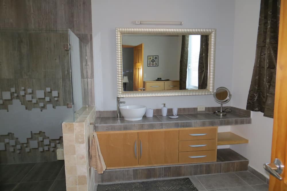Photo of Bathroom in Juriquilla