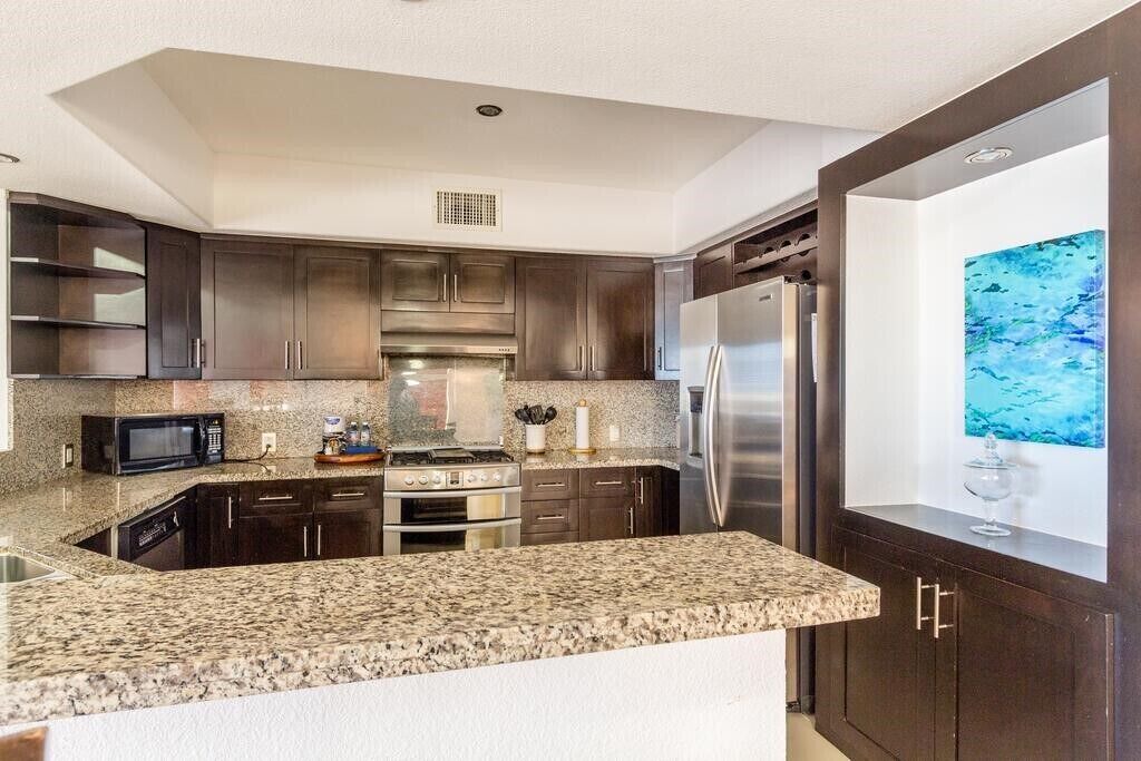 Photo of Kitchen in Laguna Shores