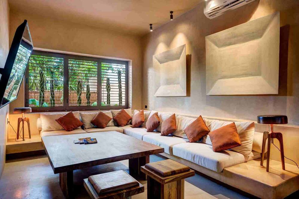 Photo of Livingroom in Ek Balam Village