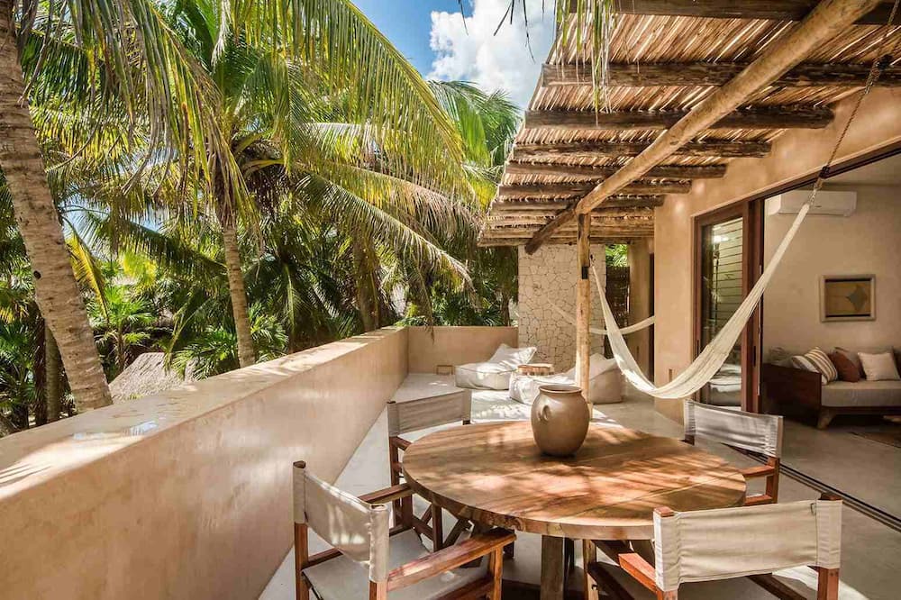 Photo of Patio Balcony in Ek Balam Village