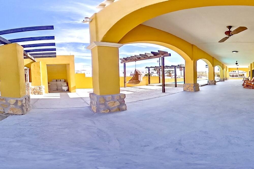 Photo of Patio Balcony in Las Conchas