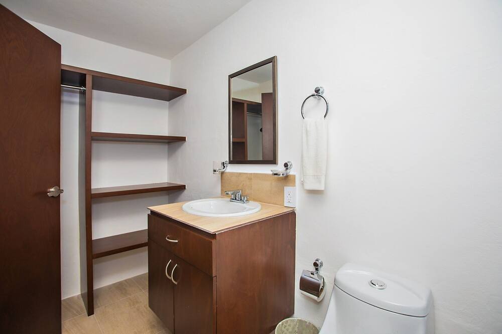 Photo of Bathroom in Colonia Andres