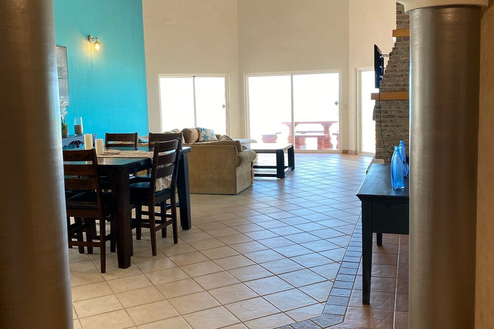 Photo of Livingroom in Sandy Beach