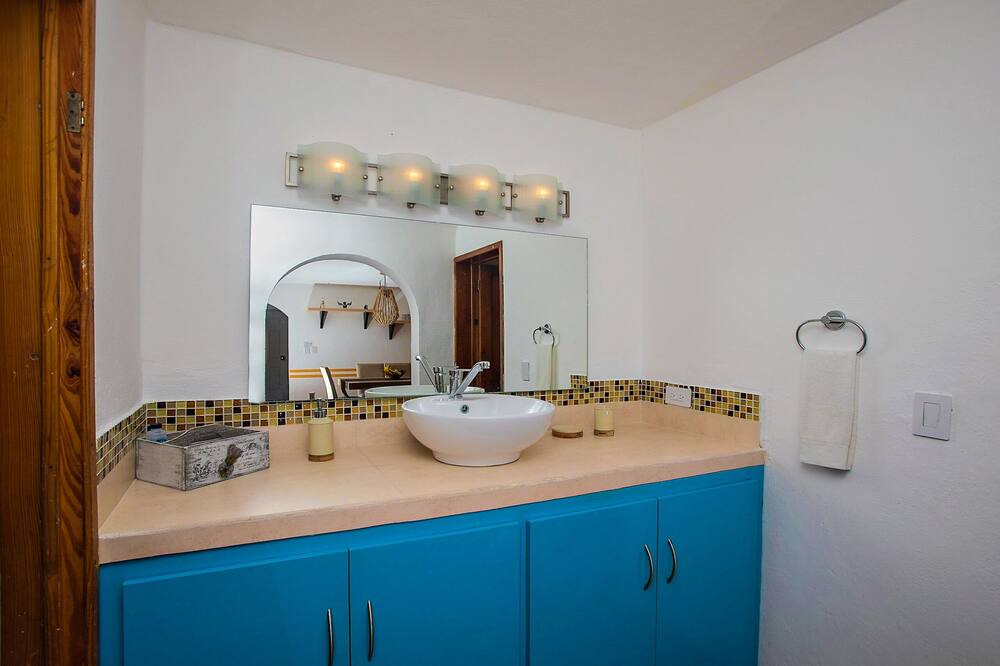 Photo of Bathroom in Colonia Andres
