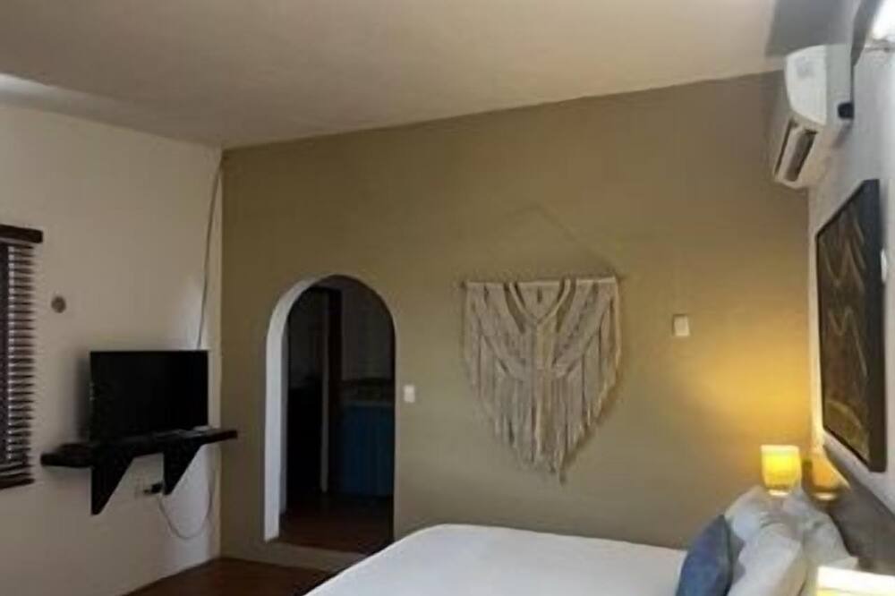 Photo of Bedroom in Colonia Andres