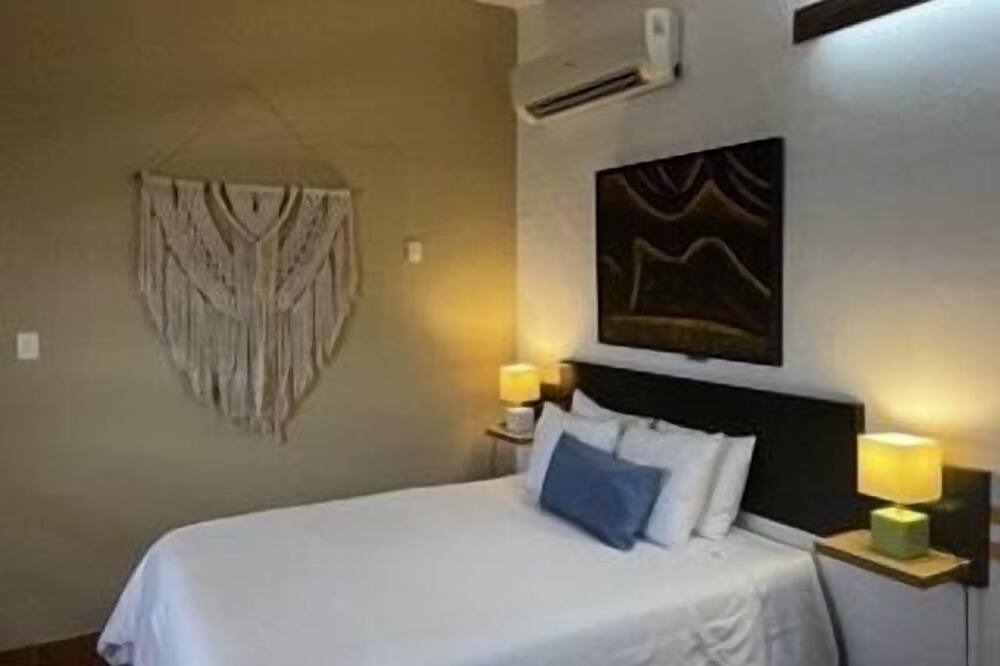 Photo of Bedroom in Colonia Andres