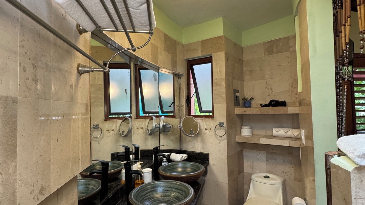 Photo of Bathroom in Villa Juarez