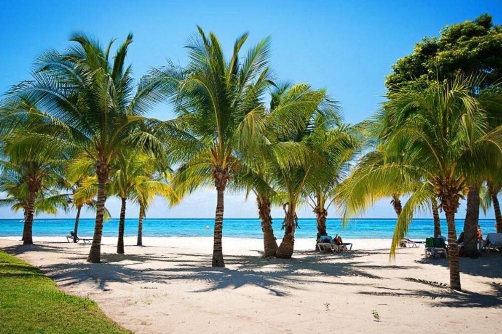 Photo of Others in Costa Maya