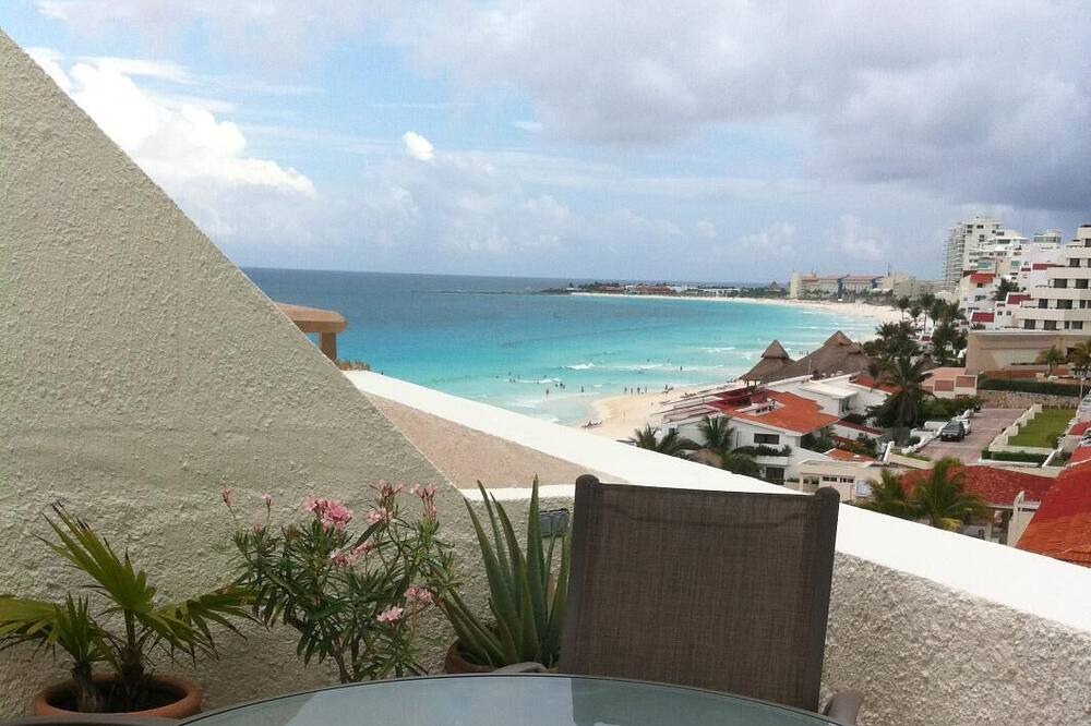 Photo of Patio Balcony in Zona Hotelera