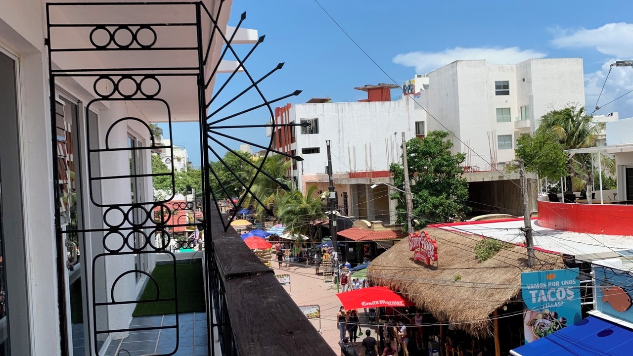 Photo of Patio Balcony in 12th Street