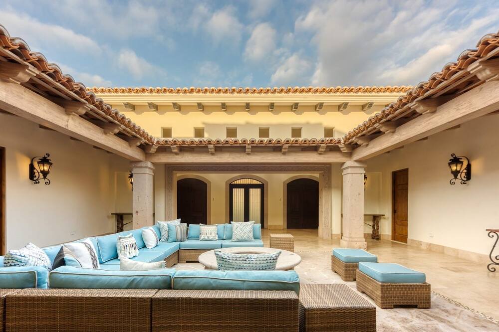 Photo of Livingroom in Cerritos