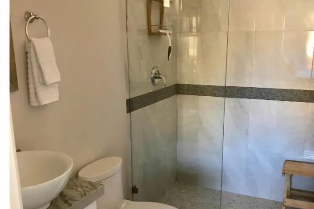 Photo of Bathroom in El Pescadero