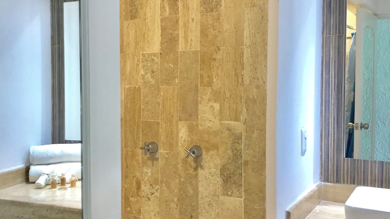 Photo of Bathroom in Zona Hotelera