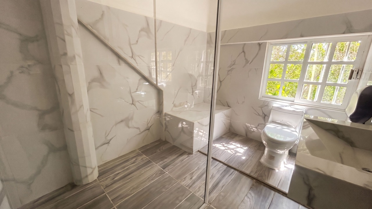 Photo of Bathroom in Colonia Salina Chica