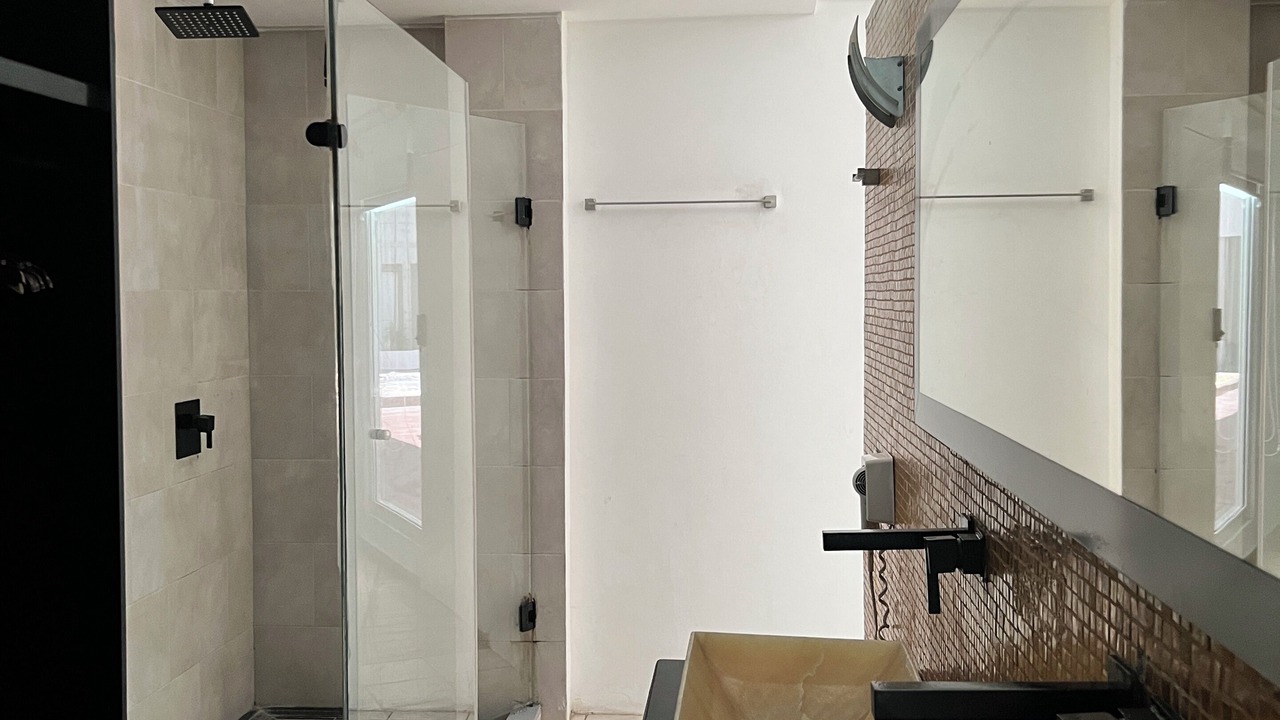 Photo of Bathroom in 12th Street
