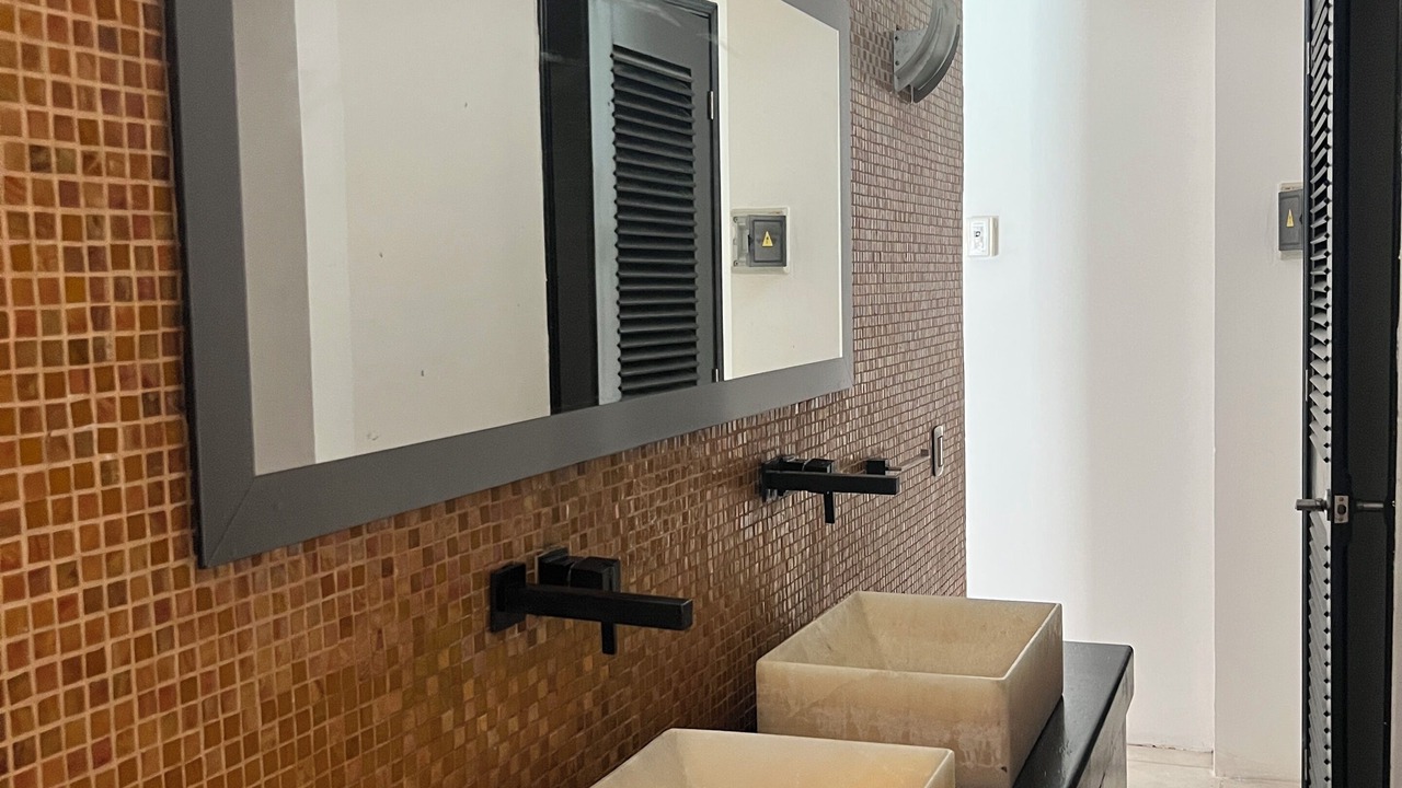 Photo of Bedroom in 12th Street