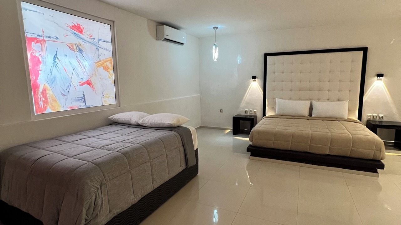 Photo of Bedroom in 12th Street