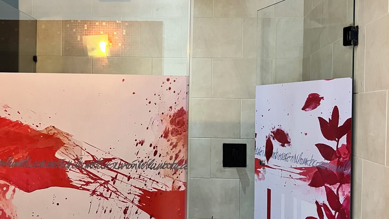Photo of Bathroom in 12th Street