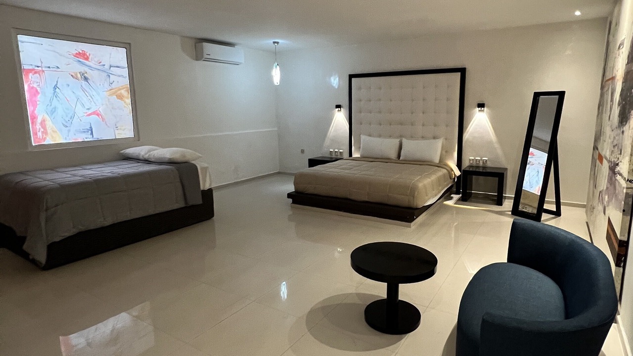 Photo of Bedroom in 12th Street