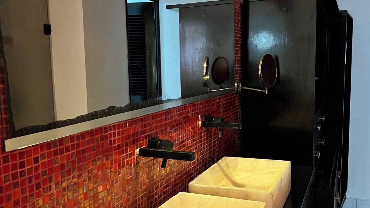 Photo of Bedroom in 12th Street