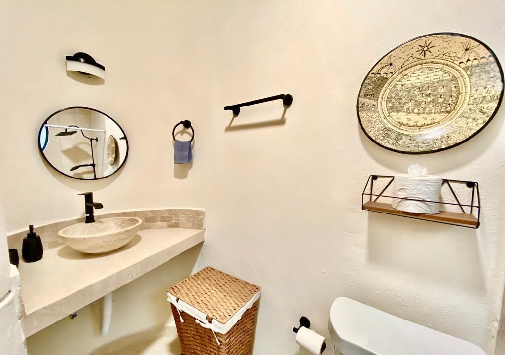 Photo of Bathroom in South Shore Hotel Area