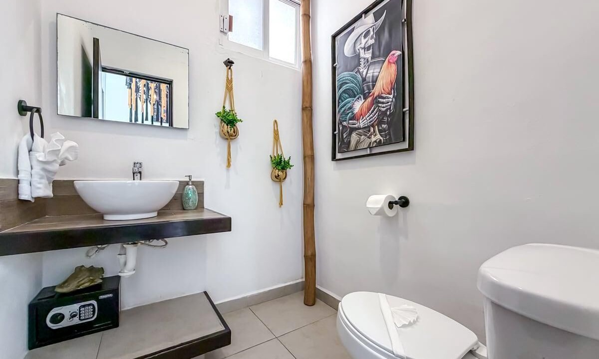 Photo of Bathroom in Colonia Meteorologico