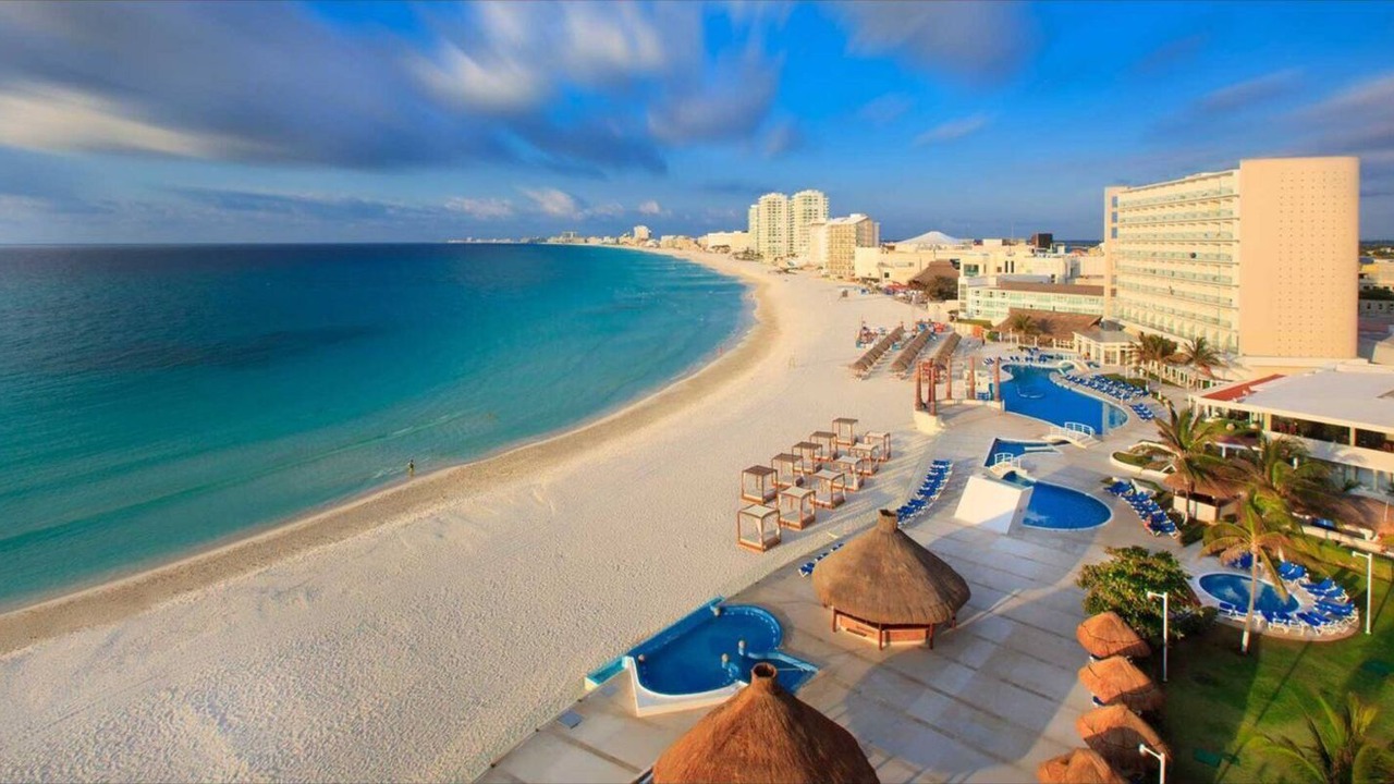 Photo of Others in Punta Cancun