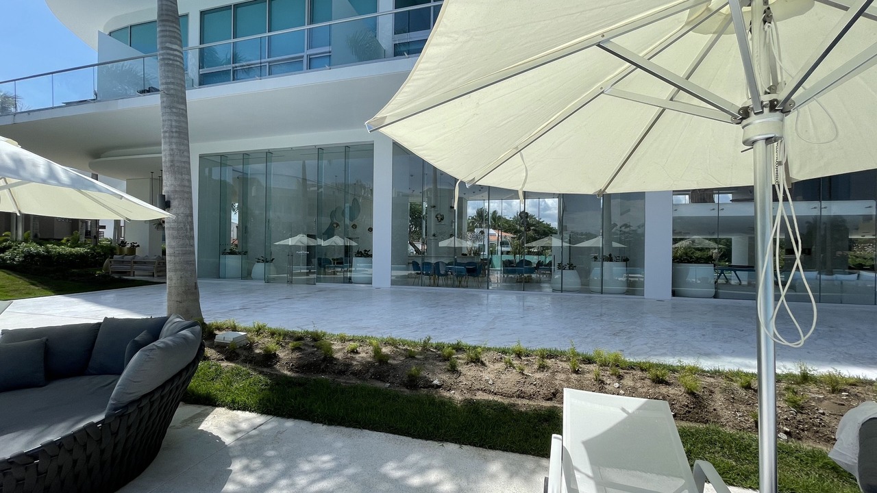 Photo of Patio Balcony in Flamingos