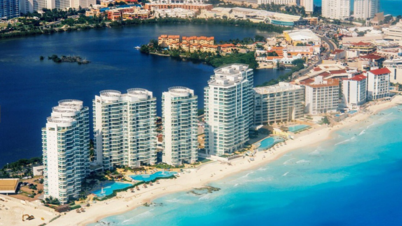 Photo of Others in Punta Cancun