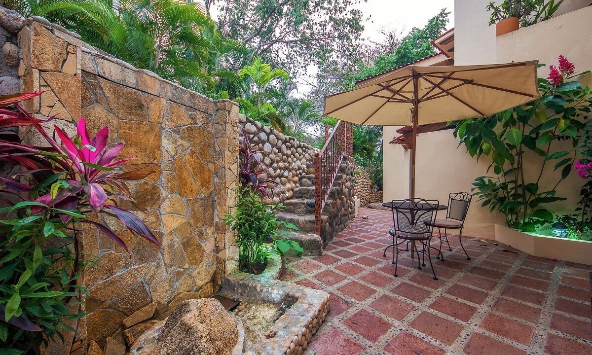 Photo of Outdoor in South Shore Hotel Area