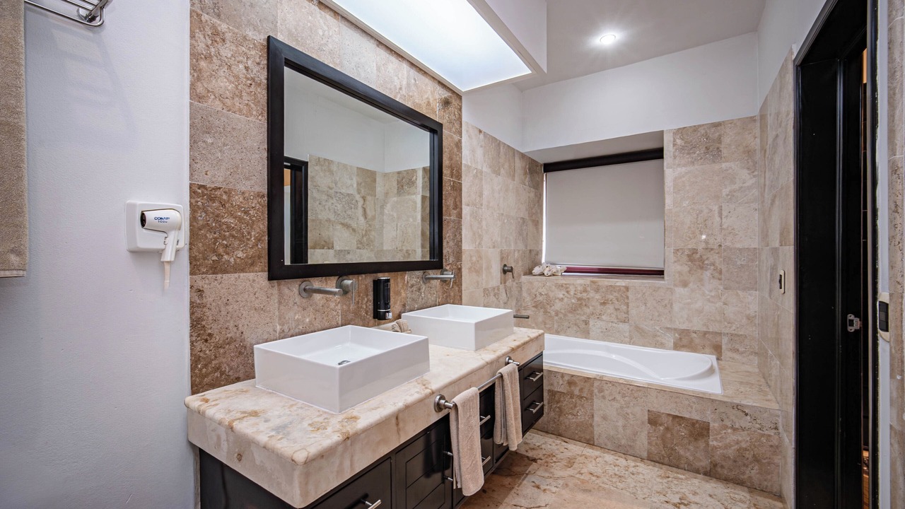 Photo of Bathroom in Centro