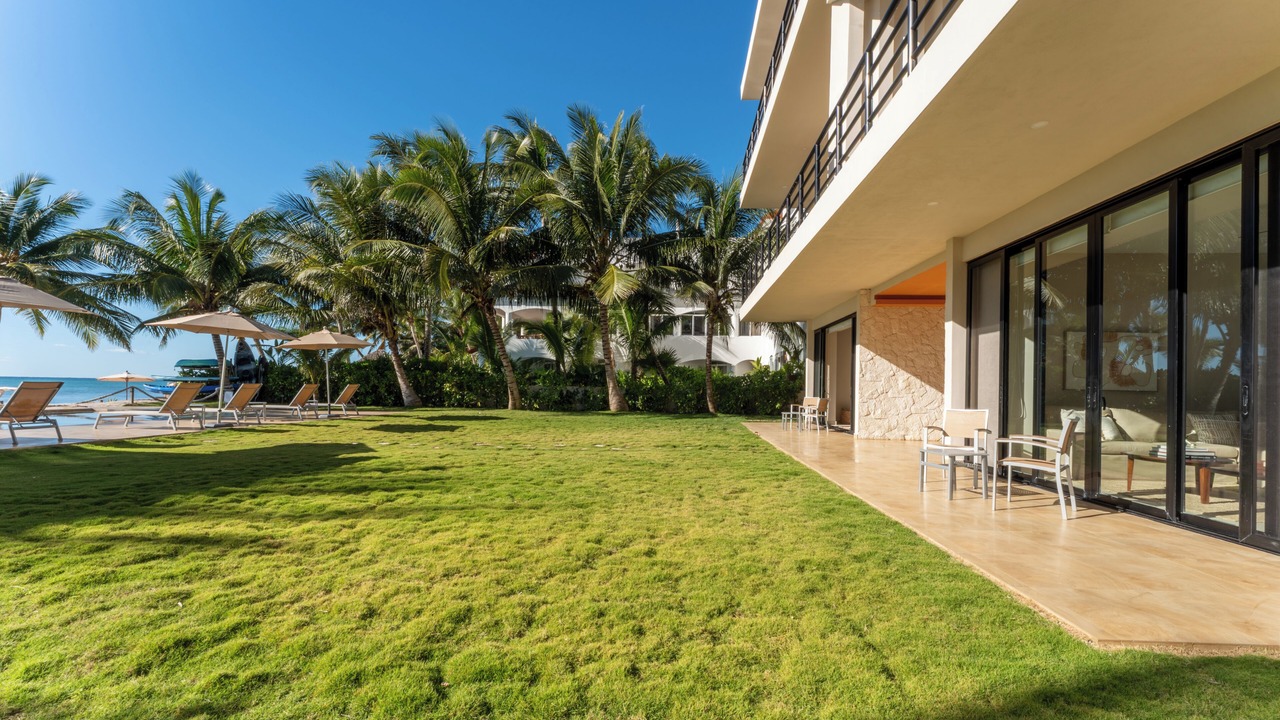 Photo of Patio Balcony in Soliman Bay
