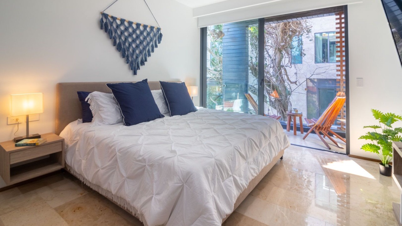 Photo of Bedroom in 12th Street