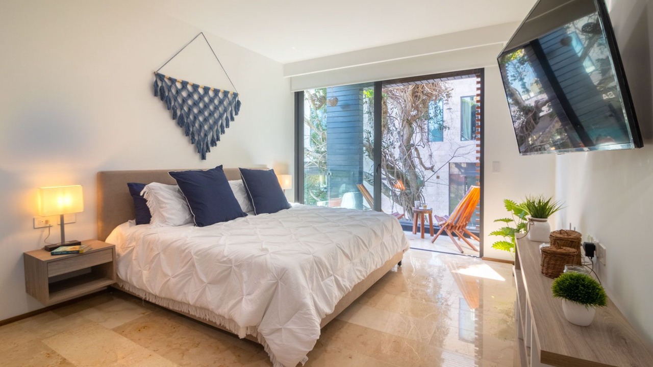 Photo of Bedroom in 12th Street