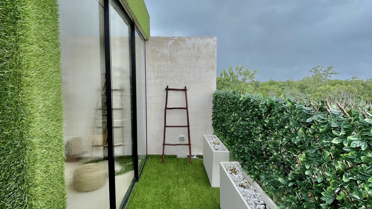 Photo of Patio Balcony in Ek Balam Village